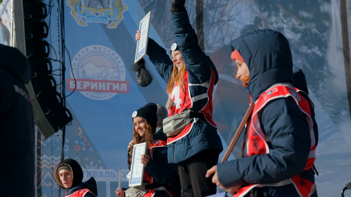 Победителей детской гонки на собачьих упряжках «Дюлин» наградили на Камчатке