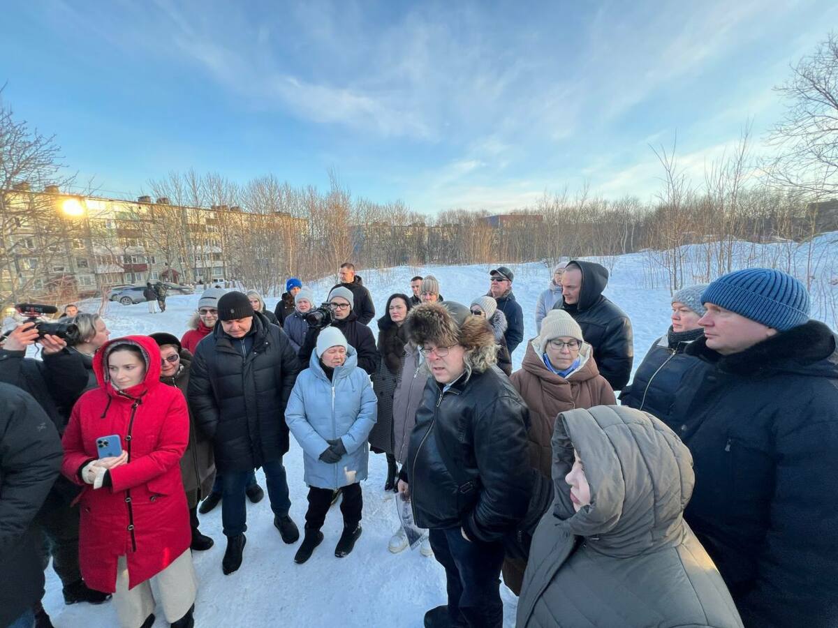 Жители проспекта Циолковского поблагодарили Владимира Солодова за решение отменить строительство жилого комплекса