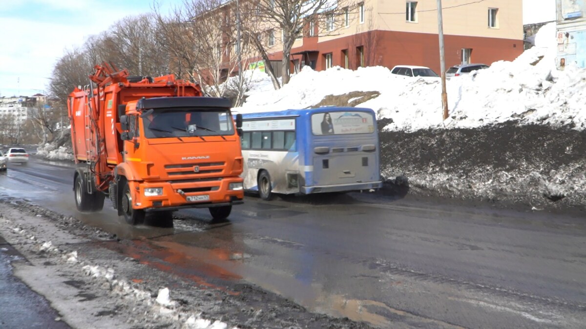 Участок дороги по Петропавловскому шоссе в столице Камчатки отремонтируют в этом году в рамках дорожного нацпроекта