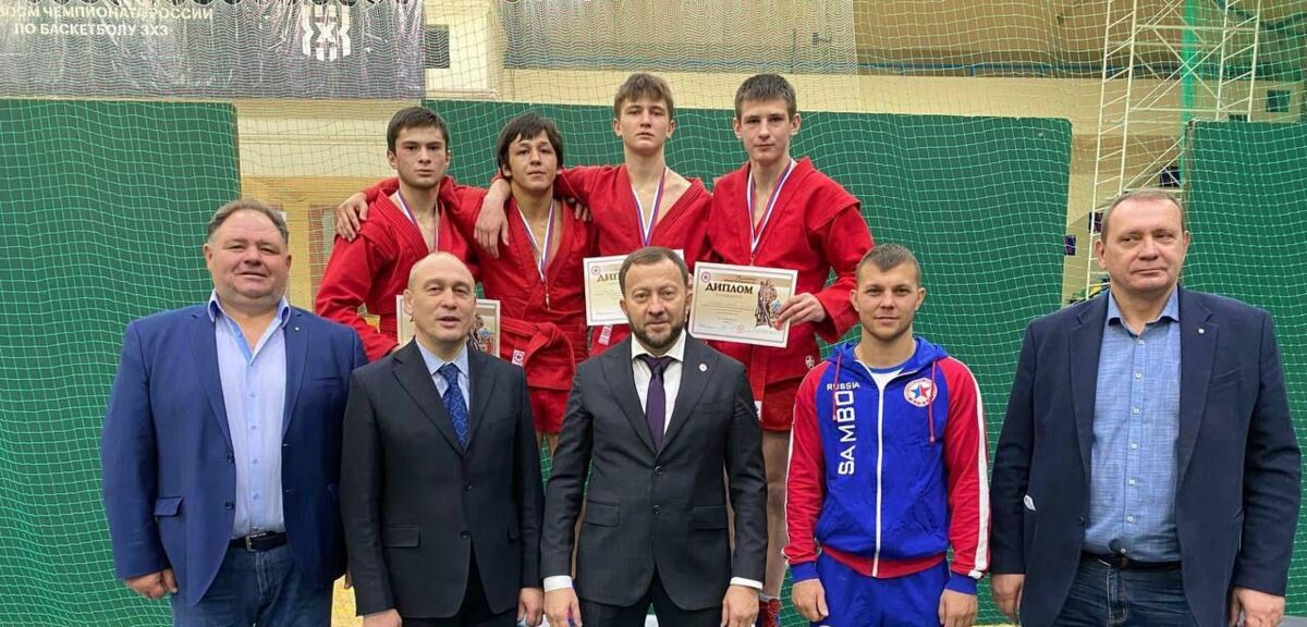 Камчатские спортсмены завоевали путевки на чемпионат и первенство России по самбо