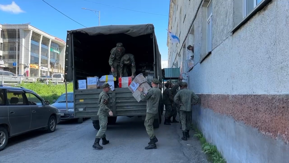 17 тонн гуманитарной помощи для участников СВО отправили с Камчатки