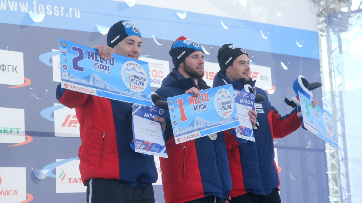 Камчатские спортсмены заняли весь пьедестал почета чемпионата РФ в параллельном слаломе среди мужчин