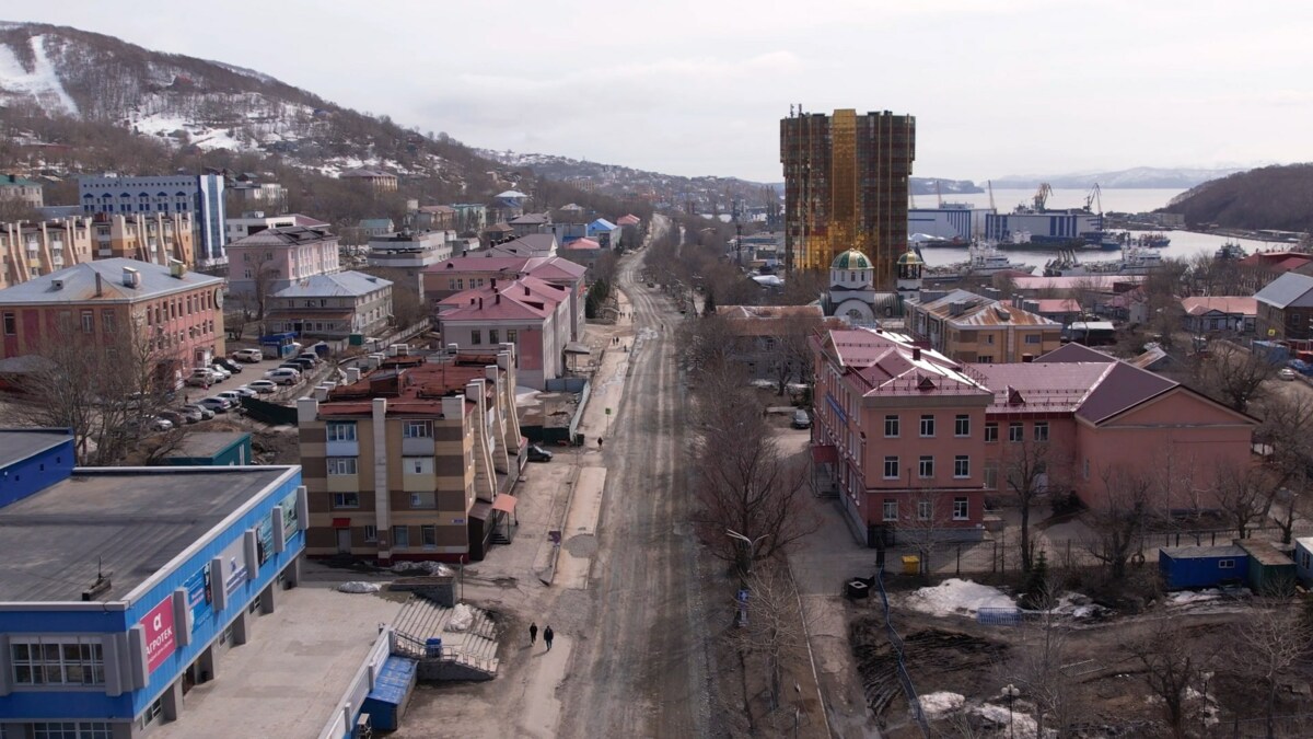 Критический износ сетей на Ленинской в Петропавловске стал причиной ремонта